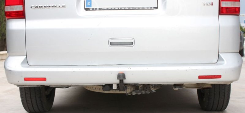 Фаркоп ARAGON E6706DA для VOLKSWAGEN Transporter T5 / Caravelle / Multivan / California 09-